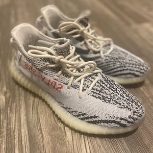 adidas Yeezy Boost 350 V2